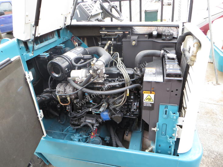 Used 2007 tennant 6500 Ride On Sweeper in , - Listed on Machines4u