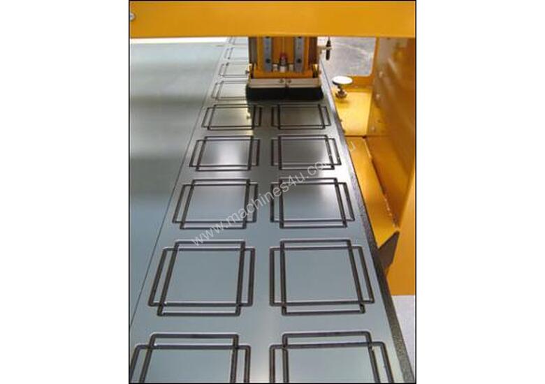 caption ART SMART XR CNC Router