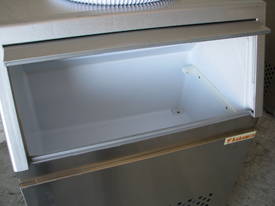 Ice Making Maker Machine 80kg - picture0' - Click to enlarge