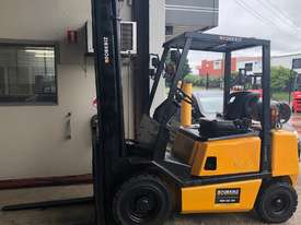 2.5T Yale LPG Forklift For Sale!   - picture0' - Click to enlarge
