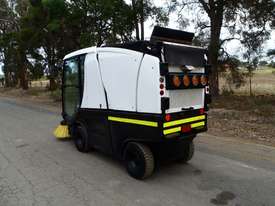 MacDonald Johnston CN100 Sweeper Sweeping/Cleaning - picture1' - Click to enlarge