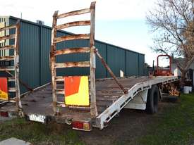 5.5 TON Single Axle Tag Trailer 20 X 8 FEET - picture0' - Click to enlarge