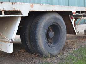 5.5 TON Single Axle Tag Trailer 20 X 8 FEET - picture1' - Click to enlarge