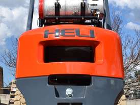 Heli 2.5T Gas Forklift for HIRE from $200pw + GST - picture0' - Click to enlarge