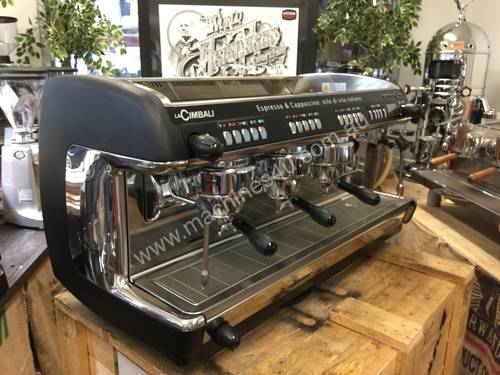 LA CIMBALI M39 DOSATRON HD 3 GROUP ESPRESSO COFFEE MACHINE COMMERCIAL AUTOSTEAM CAFE