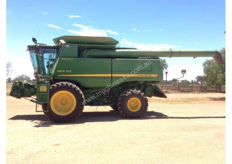 caption John Deere 9870 STS Header(Combine) Harvester/Header