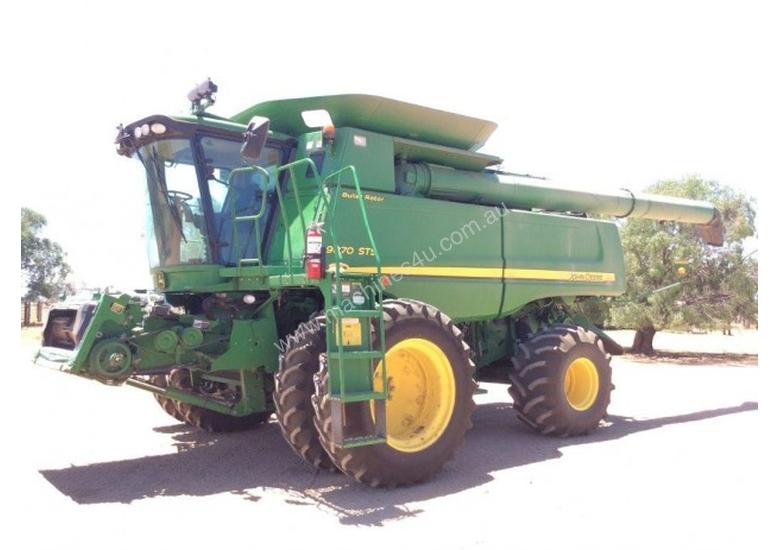 caption John Deere 9870 STS Header(Combine) Harvester/Header