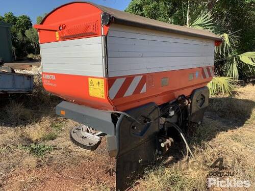 caption 2018 Kubota DSX-W GEO