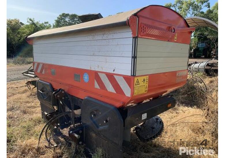 caption 2018 Kubota DSX-W GEO