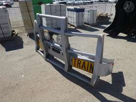 Prime Mover Bullbar  - picture2' - Click to enlarge