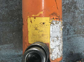 Enerpac Porta Power 25 Ton Hydraulic Ram Single Acting Cylinder RC254 - picture1' - Click to enlarge