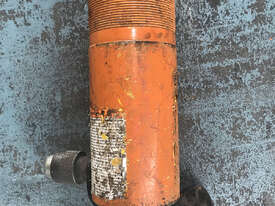 Enerpac Porta Power 25 Ton Hydraulic Ram Single Acting Cylinder RC254 - picture2' - Click to enlarge
