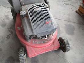 MTD Mower - picture0' - Click to enlarge