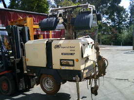 doosan l9 lighting tower gensets - picture2' - Click to enlarge