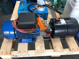 Hydraulic hose Crimping machine - excellent condition  - picture1' - Click to enlarge