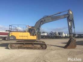 2008 Volvo EC210CL - picture2' - Click to enlarge