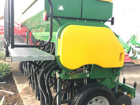 Aitchison Seedmatic Seed Drills Seeding/Planting Equip - picture2' - Click to enlarge