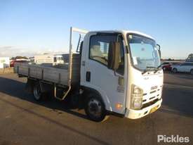 2010 Isuzu NLR 200 Short - picture0' - Click to enlarge