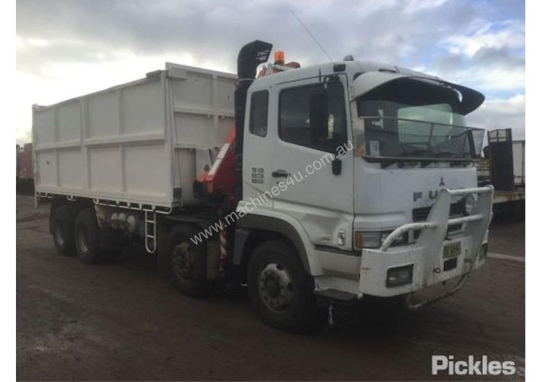 caption 2008 Mitsubishi FS500
