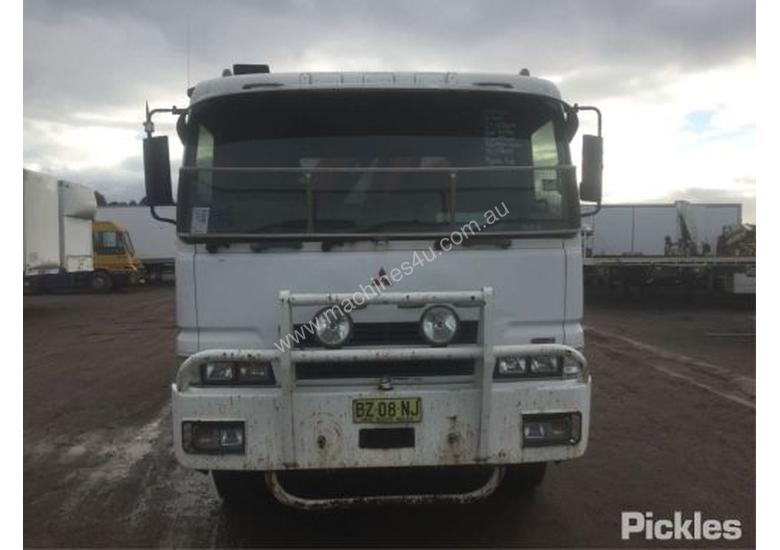 caption 2008 Mitsubishi FS500