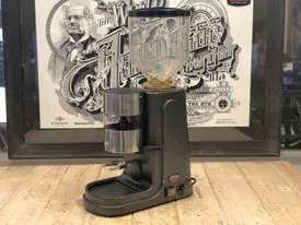 IBERITAL DOGE AUTOMATIC BLACK ESPRESSO COFFEE GRINDER - picture1' - Click to enlarge