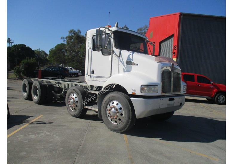 caption 2007 kenworth t358a
