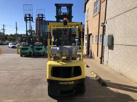 Hyster 2.0 Tonne Counter Balance Forklift - picture0' - Click to enlarge