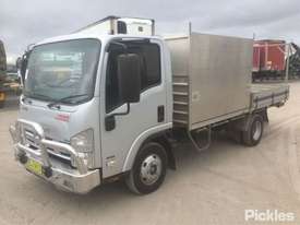 2011 Isuzu NPR 200 MWB Tradepack - picture2' - Click to enlarge