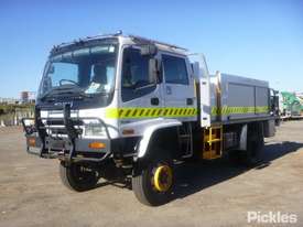 2001 Isuzu FTS750 - picture2' - Click to enlarge