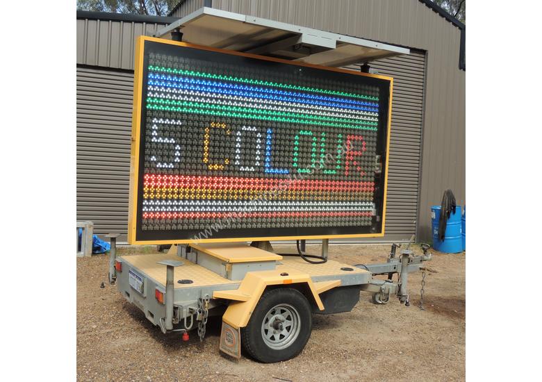 Used 2015 Data Sign C5 Traffic Trailer in , Listed on Machines4u