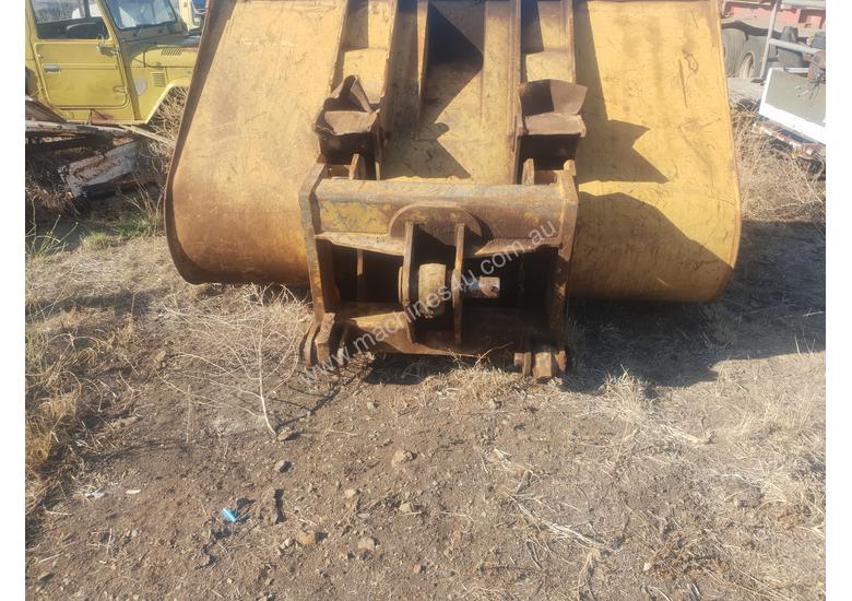 Used 2000 Caterpillar 980G Wheel Loader Bucket in , Listed on Machines4u