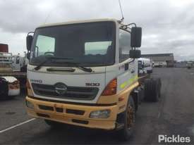2010 Hino FM 2627 - picture1' - Click to enlarge