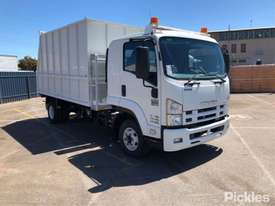 2012 Isuzu FRR600 - picture0' - Click to enlarge
