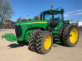 John Deere 8320 Tractor - picture0' - Click to enlarge
