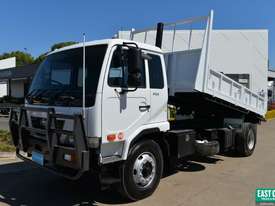 2010 NISSAN UD PK 9 Tipper   - picture0' - Click to enlarge