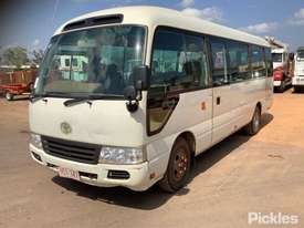 2009 Toyota Coaster - picture2' - Click to enlarge