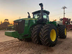 John Deere 9570R FWA/4WD Tractor - picture2' - Click to enlarge