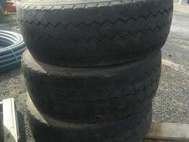 Custom 385/65R22.5 - picture0' - Click to enlarge