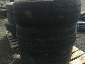 Custom 385/65R22.5 - picture1' - Click to enlarge
