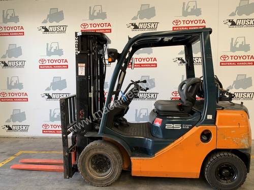 Toyota Forklift 8FG25 - Located in Melbourne