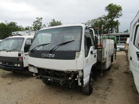2005 Isuzu NPR Wrecking Stock #1735 - picture0' - Click to enlarge
