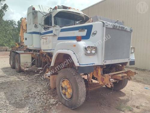 Mack Superliner