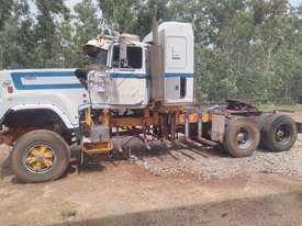 Mack Superliner - picture2' - Click to enlarge