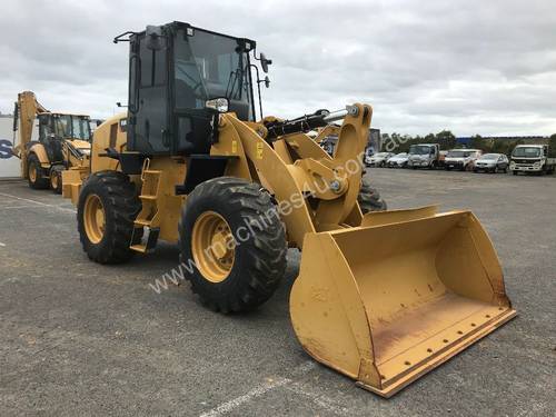 2015 Caterpillar 910K Wheel Loader, 24.7 Hours