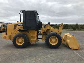 2015 Caterpillar 910K Wheel Loader, 24.7 Hours - picture0' - Click to enlarge