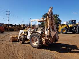 1978 John Deere JD410-D Backhoe *CONDITIONS APPLY* - picture2' - Click to enlarge
