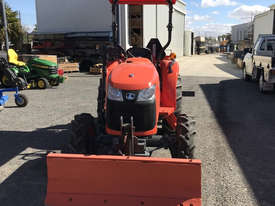 Kubota L3800HD FWA/4WD Tractor - picture0' - Click to enlarge