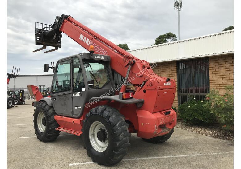 caption Manitou MT1740 Telehandler