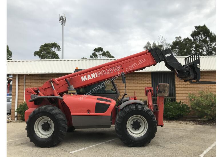caption Manitou MT1740 Telehandler