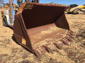 GP bucket to suit CAT 980 loader - picture0' - Click to enlarge